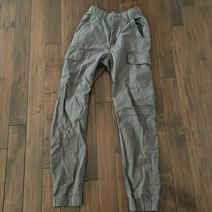 Assembly cargo gray pants XS